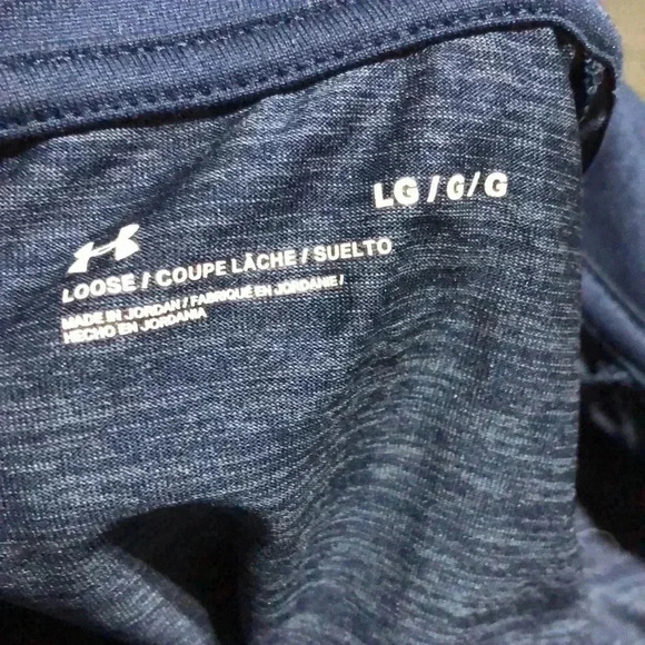 Under Armor Loose Fit athletic pullover/jacket, 1/4 zip,logo graphic,lightweight - Picture 6 of 8